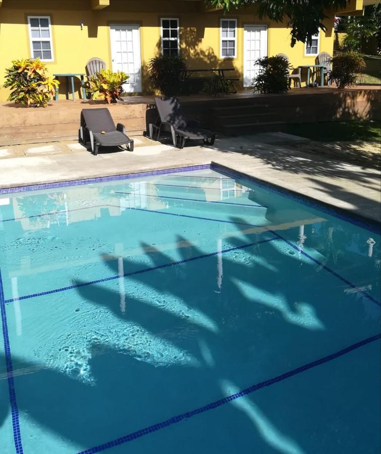 Tropical Apartments Tobago Scarborough Luaran gambar